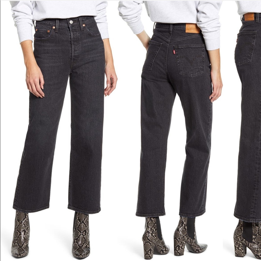 Levi’s rib cage high waist ankle straight